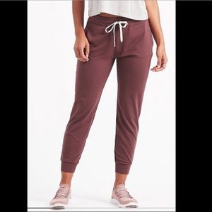 Vuori Performance Jogger Large Fig